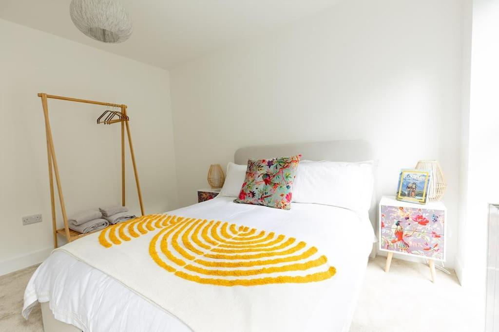 Paper Mill - Experience The City And Nature Side Of This Stay! Sheffield Exterior foto